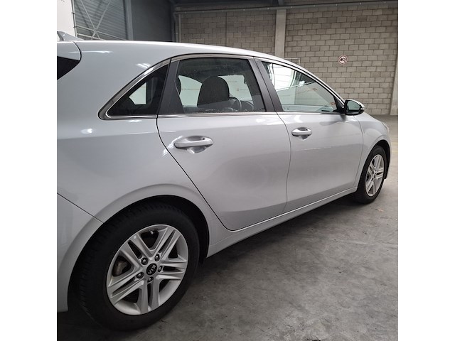 Personenauto, kia, ceed - afbeelding 56 van  60