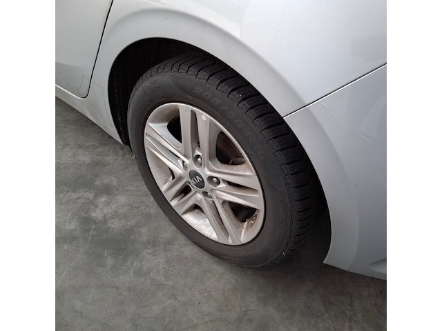 Personenauto, kia, ceed - afbeelding 14 van  61