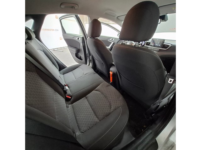 Personenauto, kia, ceed - afbeelding 39 van  61