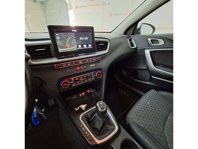 Personenauto, kia, ceed - afbeelding 25 van  58