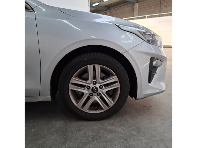 Personenauto, kia, ceed - afbeelding 10 van  62