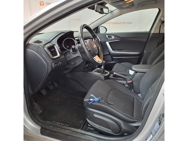 Personenauto, kia, ceed - afbeelding 19 van  62