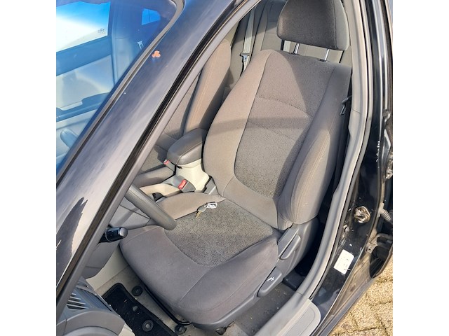 Personenauto, kia, cerato, 1.6-16v lx, 2006 - afbeelding 21 van  21