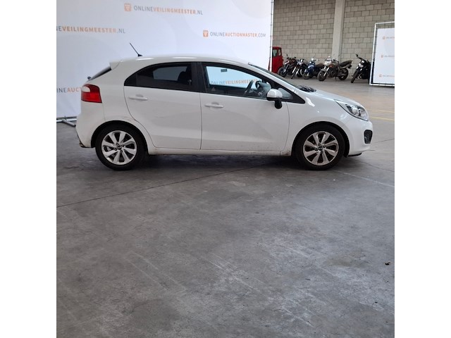 Personenauto, kia, rio, 1.2 cvvt plus pack, 2013 - afbeelding 18 van  24