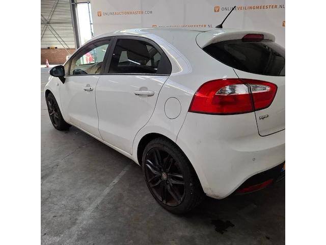 Personenauto, kia, rio, 1.4 cvvt plus pack, 2013 - afbeelding 2 van  69