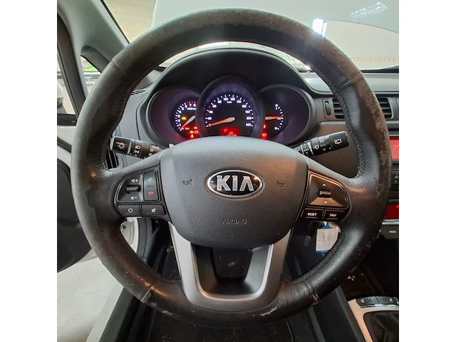 Personenauto, kia, rio, 1.4 cvvt plus pack, 2013 - afbeelding 31 van  69