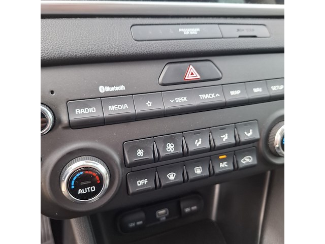 Personenauto kia, sportage - afbeelding 30 van  46