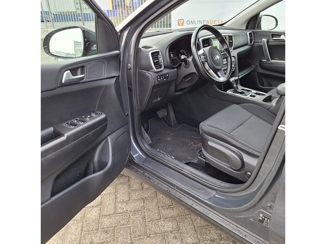 Personenauto, kia, sportage - afbeelding 15 van  46