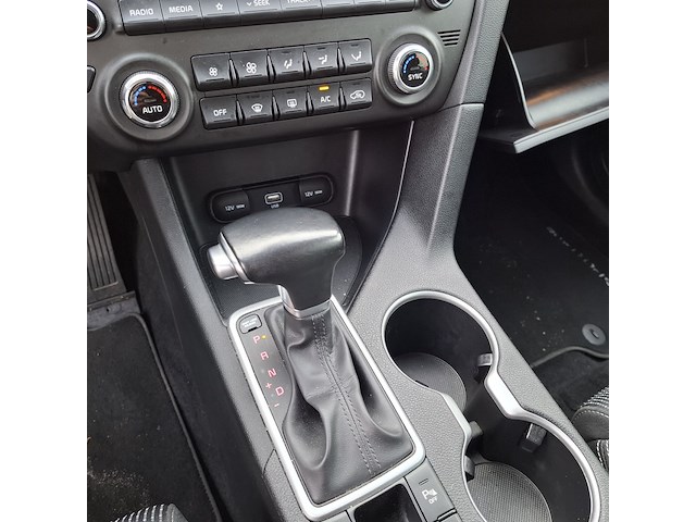 Personenauto, kia, sportage - afbeelding 24 van  46