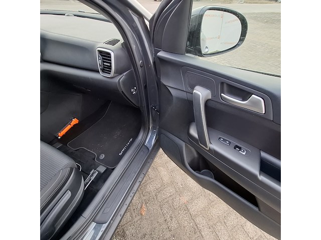 Personenauto, kia, sportage - afbeelding 33 van  46
