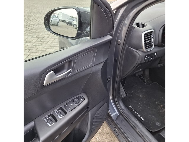 Personenauto, kia, sportage - afbeelding 23 van  46