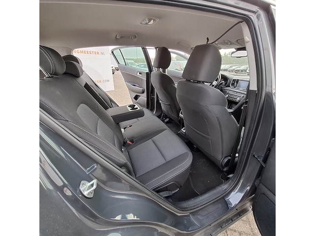 Personenauto, kia, sportage - afbeelding 37 van  46