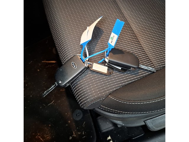 Personenauto, kia, sportage - afbeelding 14 van  49