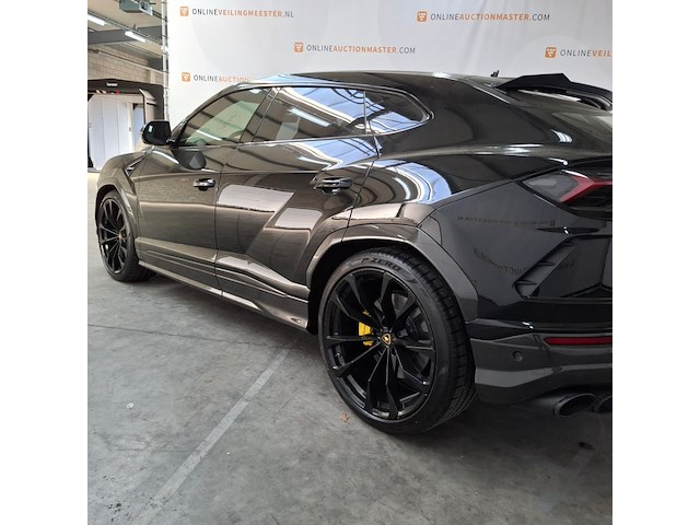 Personenauto, lamborghini, urus, 2021 - afbeelding 3 van  80