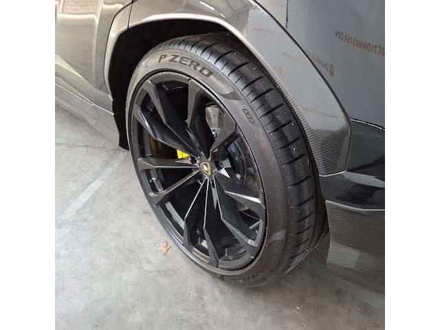 Personenauto, lamborghini, urus, 2021 - afbeelding 15 van  80