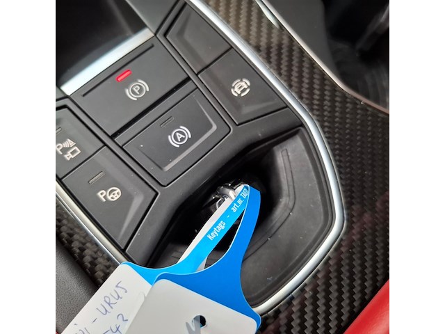 Personenauto, lamborghini, urus, 2021 - afbeelding 32 van  80