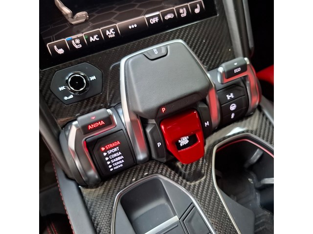 Personenauto, lamborghini, urus, 2021 - afbeelding 33 van  80