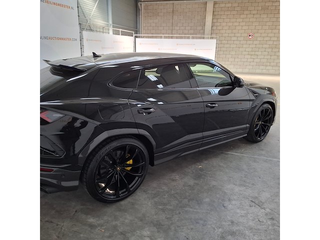 Personenauto, lamborghini, urus, 2021 - afbeelding 23 van  80
