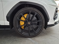 Personenauto, lamborghini, urus - afbeelding 11 van  75