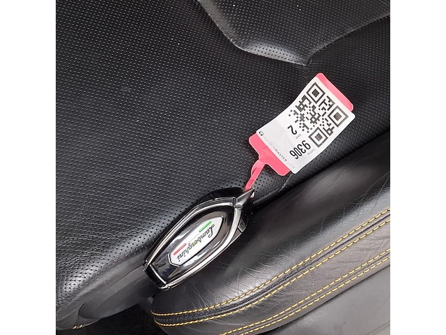 Personenauto, lamborghini, urus - afbeelding 26 van  75