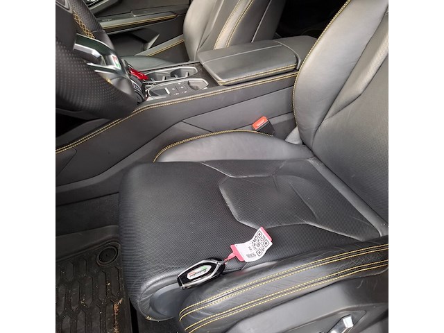 Personenauto, lamborghini, urus - afbeelding 27 van  75