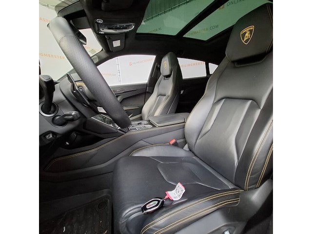 Personenauto, lamborghini, urus - afbeelding 28 van  75