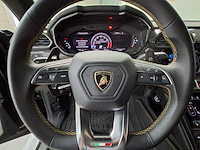Personenauto, lamborghini, urus - afbeelding 29 van  75