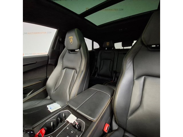 Personenauto, lamborghini, urus - afbeelding 38 van  75