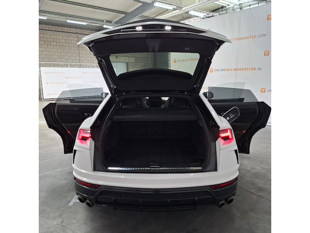 Personenauto, lamborghini, urus - afbeelding 41 van  75