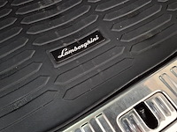 Personenauto, lamborghini, urus - afbeelding 43 van  75