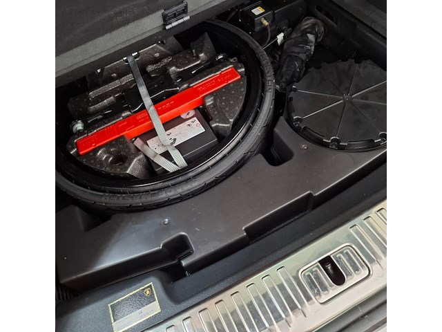 Personenauto, lamborghini, urus - afbeelding 44 van  75