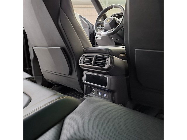 Personenauto, lamborghini, urus - afbeelding 47 van  75
