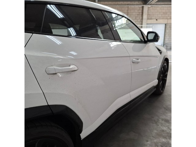 Personenauto, lamborghini, urus - afbeelding 67 van  75