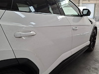 Personenauto, lamborghini, urus - afbeelding 67 van  75