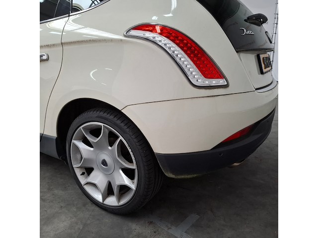 Personenauto, lancia, delta, 1.4-16v oro, 2010 - afbeelding 14 van  59