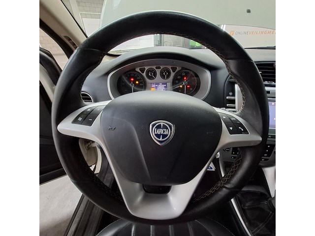 Personenauto, lancia, delta, 1.4-16v oro, 2010 - afbeelding 26 van  59