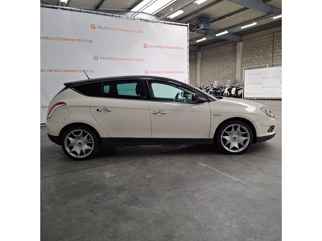Personenauto, lancia, delta, 1.4-16v oro, 2010 - afbeelding 34 van  59