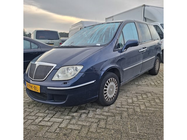 Personenauto, lancia, phedra 3.0-24v v6, 2004 - afbeelding 2 van  2