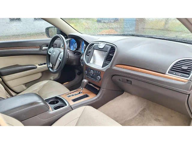 Personenauto lancia thema - afbeelding 8 van  20