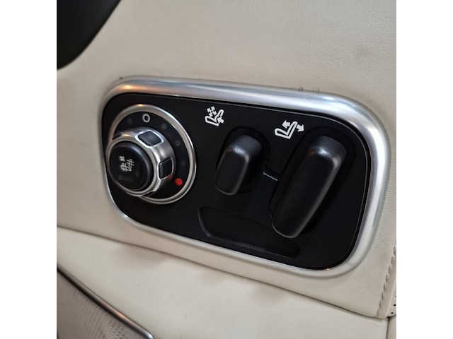 Personenauto, land rover, tdv 8, 2010 - afbeelding 21 van  42