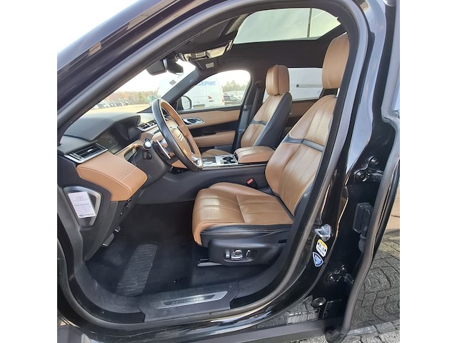Personenauto land rover, velar 3.0 v6 awd, zwart, bouwjaar 2017 - afbeelding 25 van  74