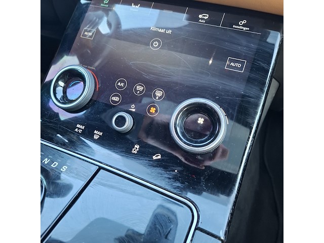 Personenauto land rover, velar 3.0 v6 awd, zwart, bouwjaar 2017 - afbeelding 40 van  74