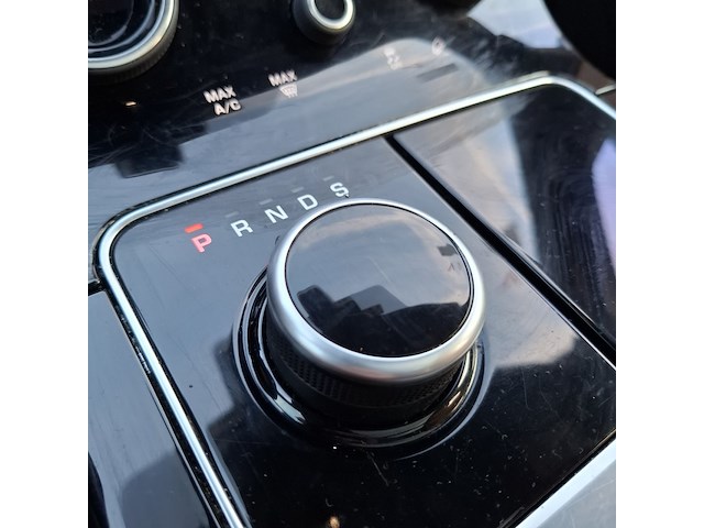 Personenauto land rover, velar 3.0 v6 awd, zwart, bouwjaar 2017 - afbeelding 41 van  74