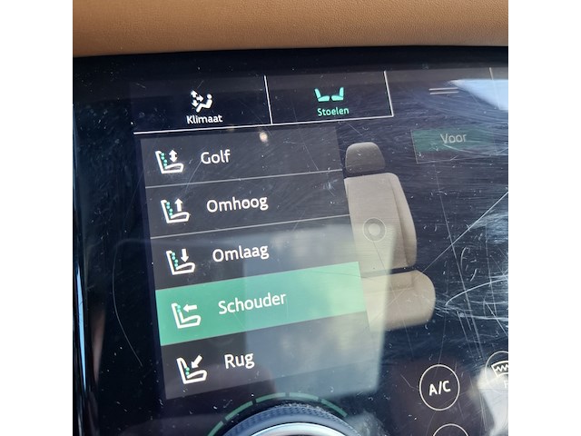 Personenauto land rover, velar 3.0 v6 awd, zwart, bouwjaar 2017 - afbeelding 46 van  74