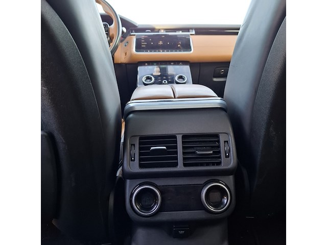 Personenauto land rover, velar 3.0 v6 awd, zwart, bouwjaar 2017 - afbeelding 48 van  74