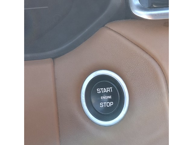 Personenauto land rover, velar 3.0 v6 awd, zwart, bouwjaar 2017 - afbeelding 64 van  74