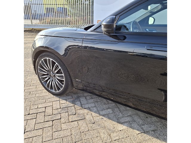Personenauto land rover, velar 3.0 v6 awd, zwart, bouwjaar 2017 - afbeelding 73 van  74