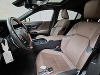 Personenauto, lexus, es, 300h president line, 2024 - afbeelding 19 van  64