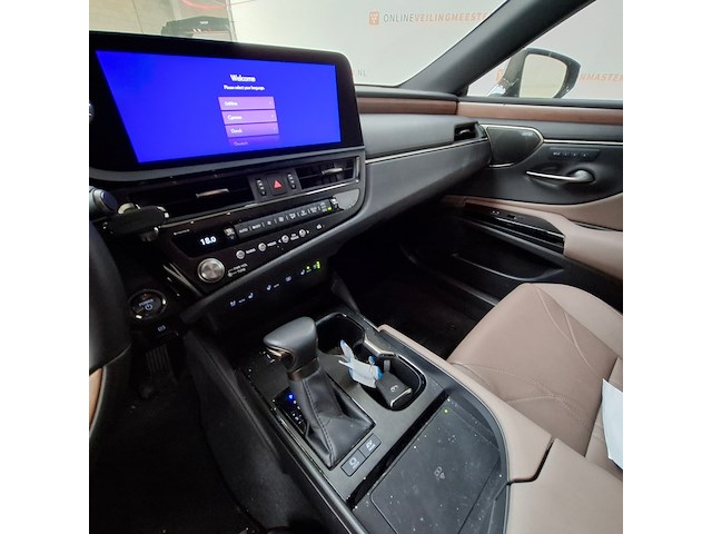 Personenauto, lexus, es, 300h president line, 2024 - afbeelding 27 van  64