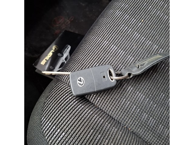 Personenauto, lexus, is, 200 sport, 1999 - afbeelding 21 van  49